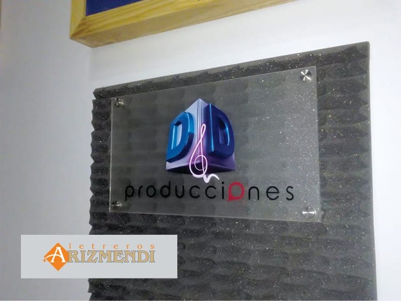 Placas