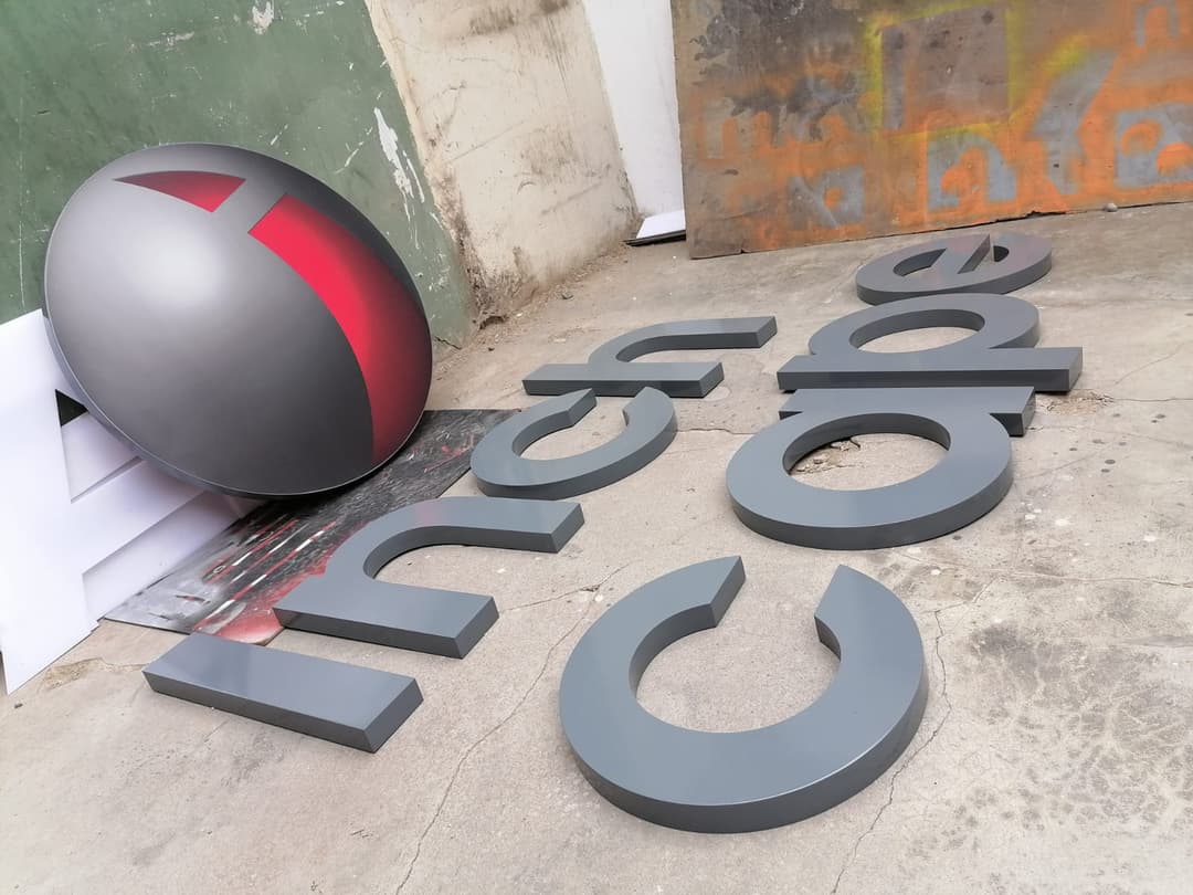 Letreros MDF
